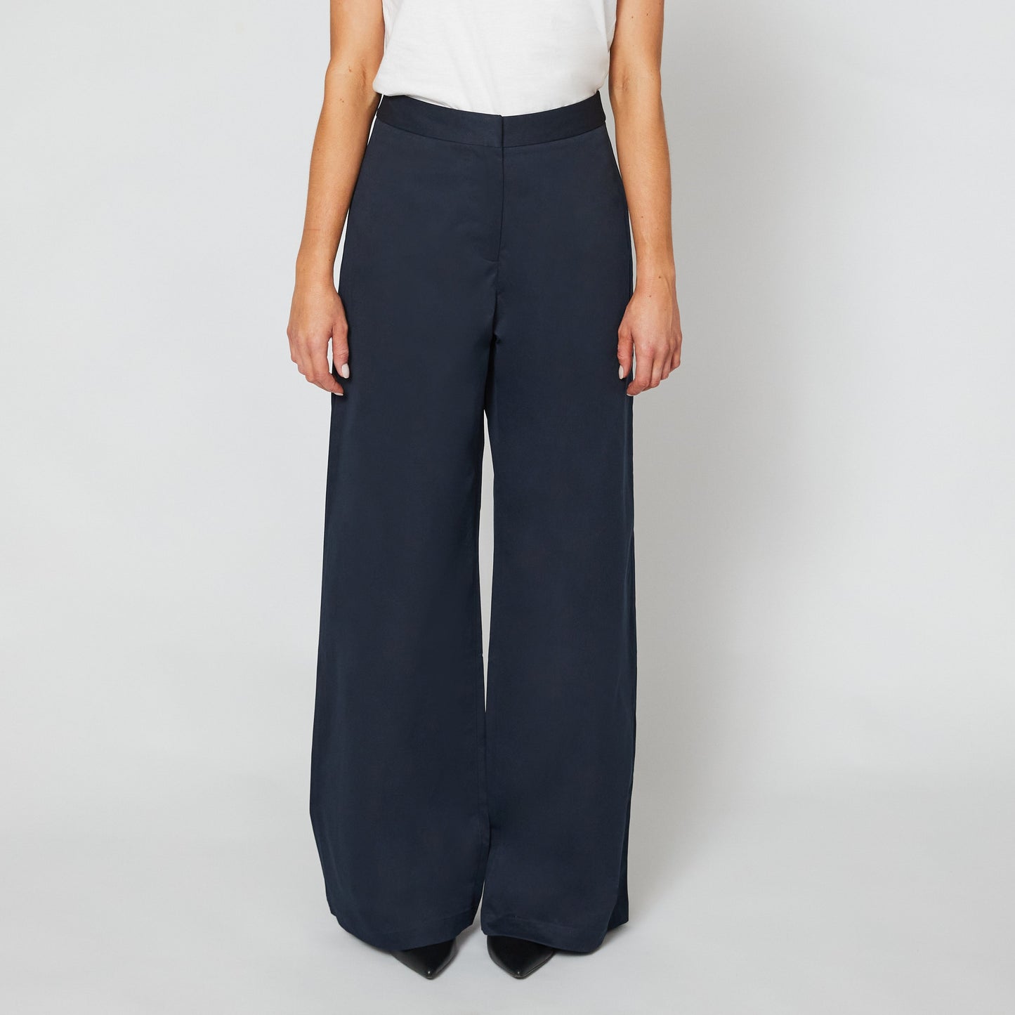 Womens Fitted Wide Leg Pant